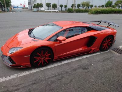 Lamborghini Aventador LP700-4