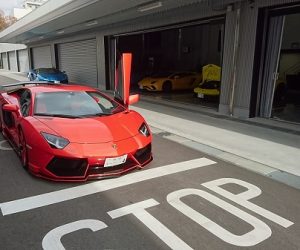 Lamborghini Aventador LP700-4